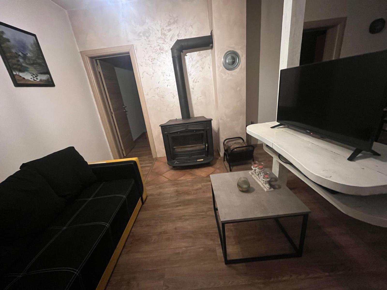Apartmani "Matija" Žabljak エクステリア 写真